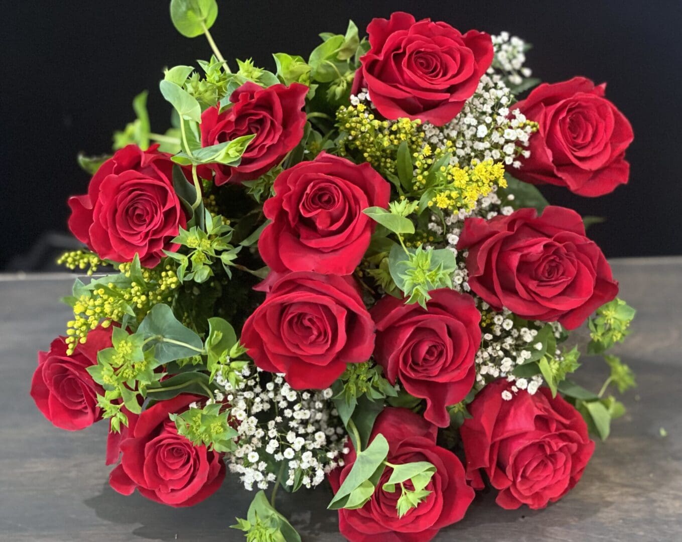 A bundle of hot pink roses