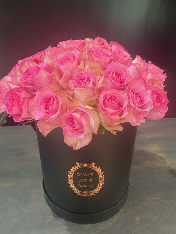 Black Deluxe Box with Pink Sweet Unique Roses - Image 2