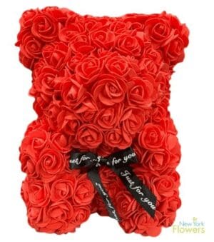 A red rose bear