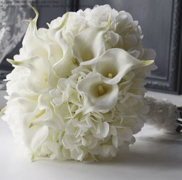 A bundle of white lilies