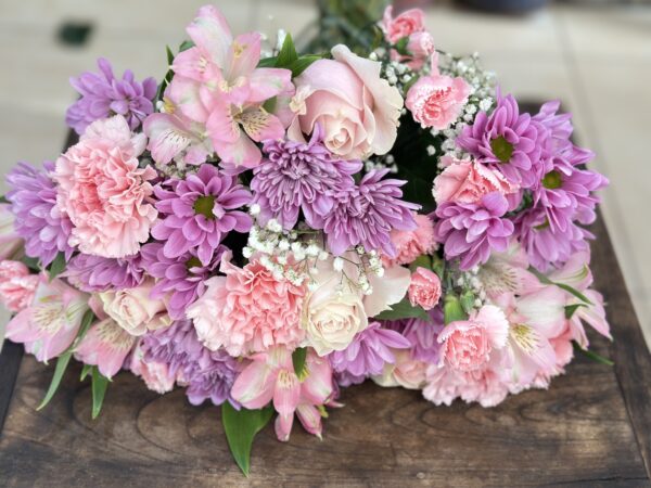 Lavender Colors Mix Flowers Bouquet - Image 3