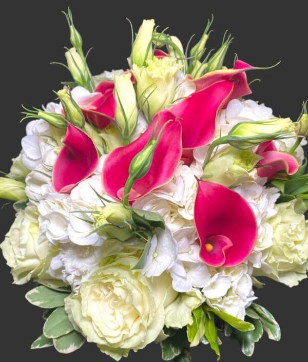 Picture of Classic Radiant Bridal Bouquet