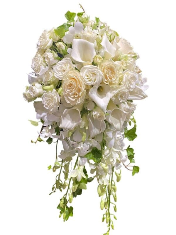 Picture of Cascading Bridal Bouquet All White