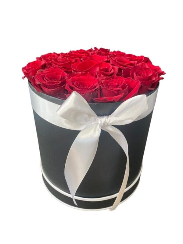 Picture of Red Roses Classic Black Box