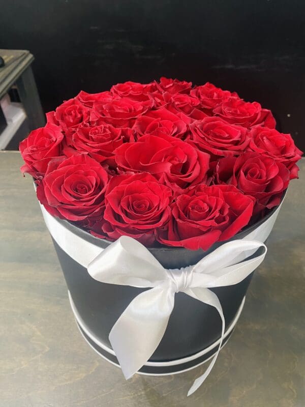 Classic Black Box with Red Roses - Image 3