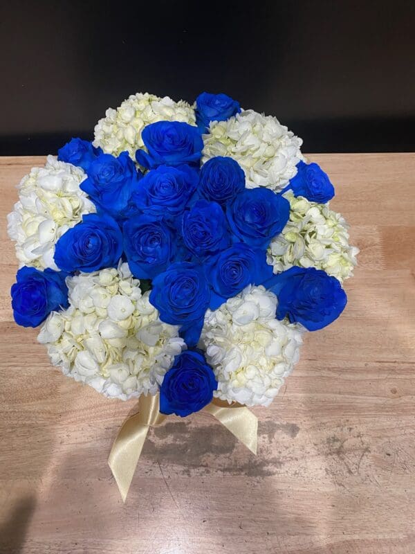 Deluxe White Box with Blue Roses & Hydrangeas - Image 3