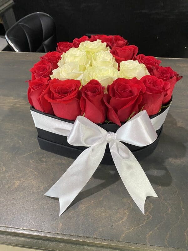 HEART-SHAPED BOX WITH RED-WHITE ROSES - Image 2