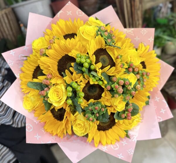 12 YELLOW ROSES, 10 SUNFLOWERS BOUQUET