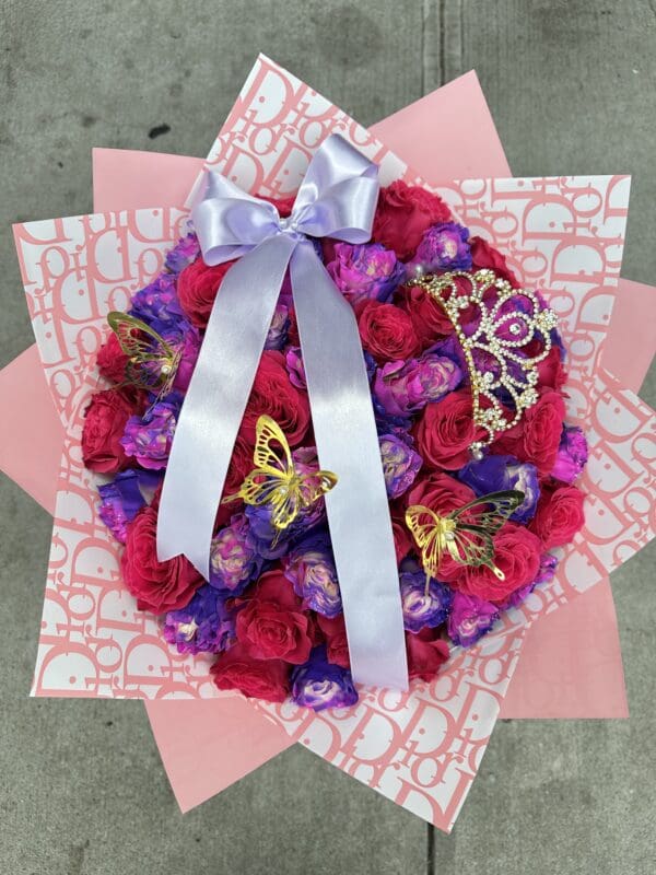 Deluxe Payasitos Roses Bouquet Buchon