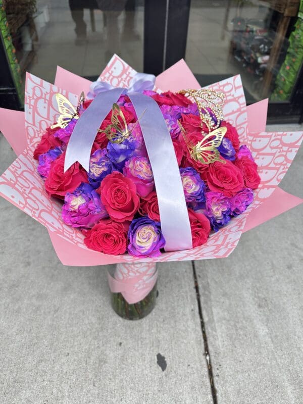 Deluxe Payasitos Roses Bouquet Buchon - Image 3